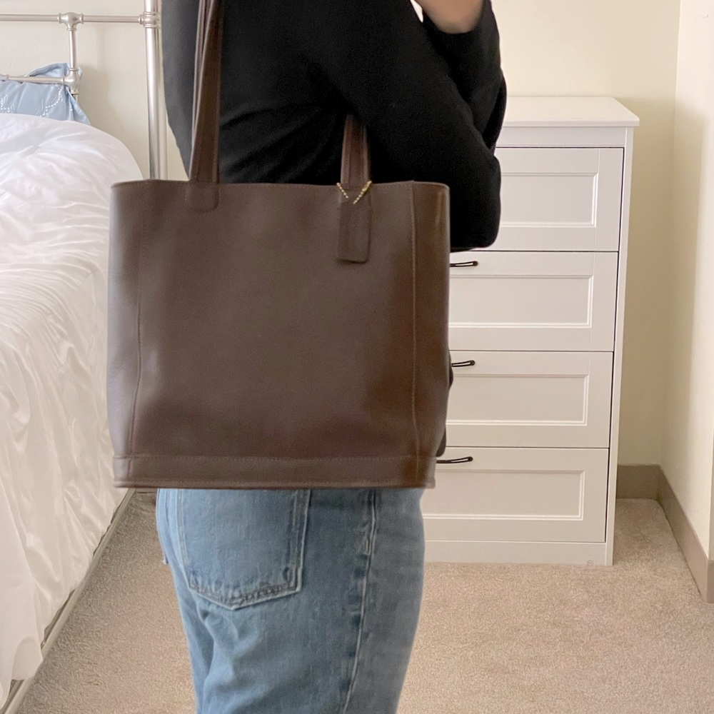 Vintage COACH Brown Leather Shoulder Purse/Bag GREAT CONDITION